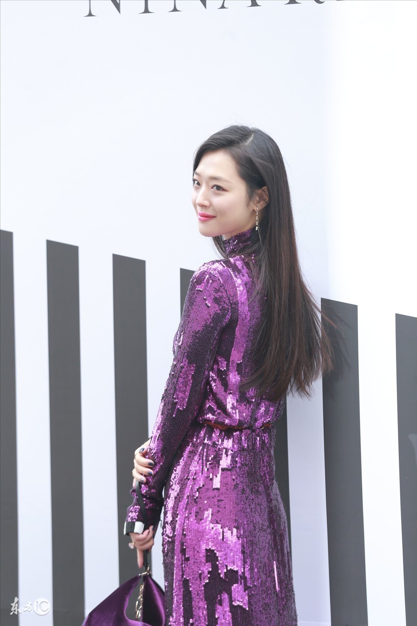 韩国明星:崔雪莉