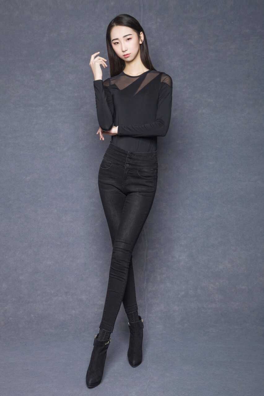 校花美女付馨慧48kg179吉林省实验中学18级艺考生学服装设计和