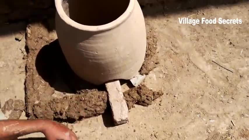 国外牛人教你如何用废旧水缸制作保温灶台,值得借鉴学习