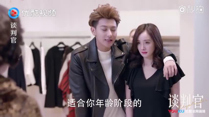 Miss Dior 礼服系列,每一朵花朵都是纯手工制作