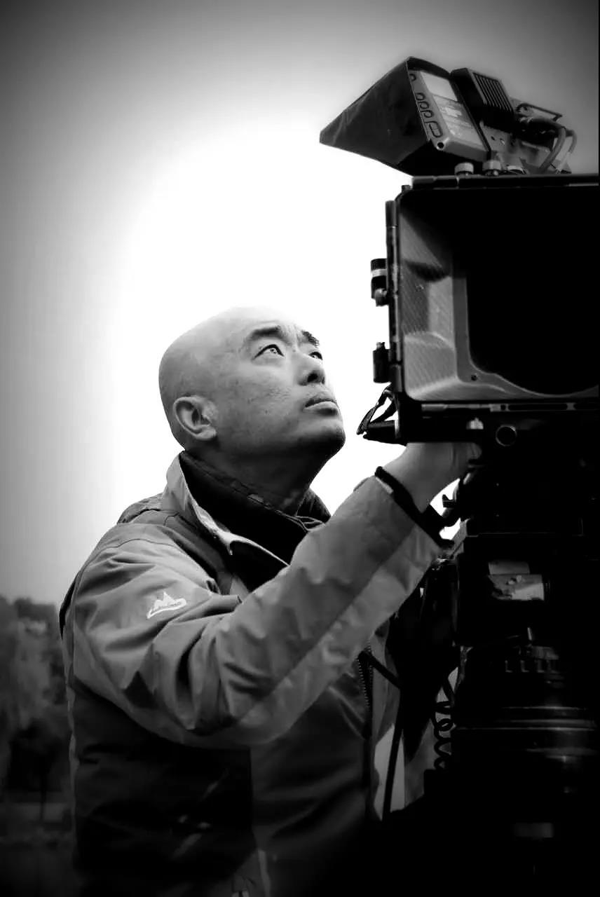 郑大圣获"年度风尚电影导演"殊荣