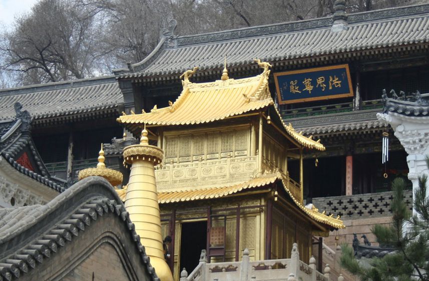 是中国国内保存最好的铜殿之一|显通寺|五台山|永明寺_新浪新闻