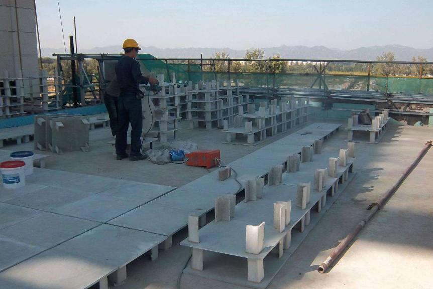 楼顶这样做隔热, 师傅看完都夸好, 就算住顶楼也能冬暖夏凉了!