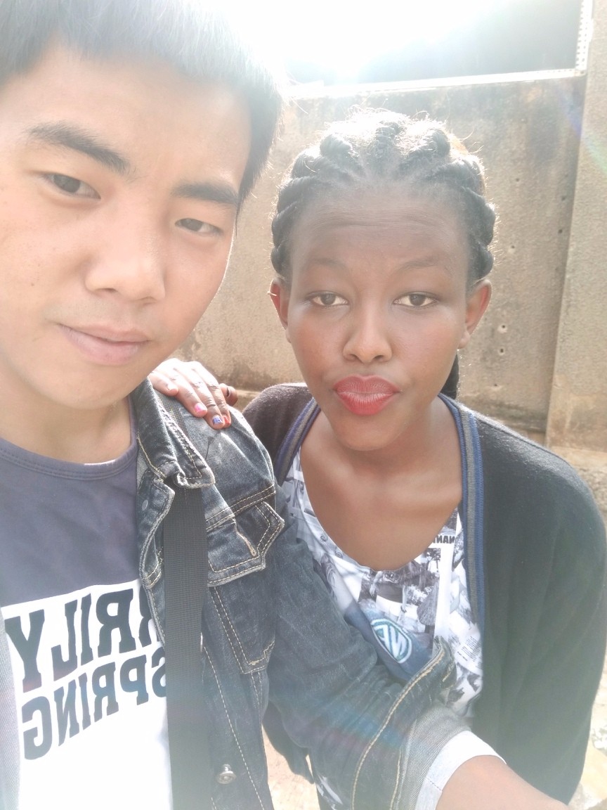 非洲|小谢|卢旺达_新浪新闻