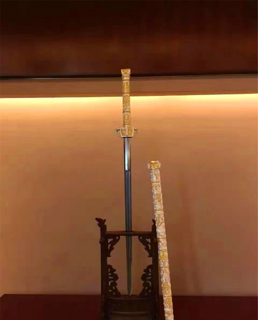 鬼斧神工,乾隆皇帝的天子剑,现在工艺都是无法超越的技术|天子|宝剑|