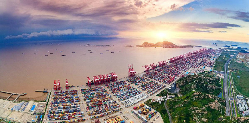 世界最大深水人工港,耗资128亿,相当于1000个足球场