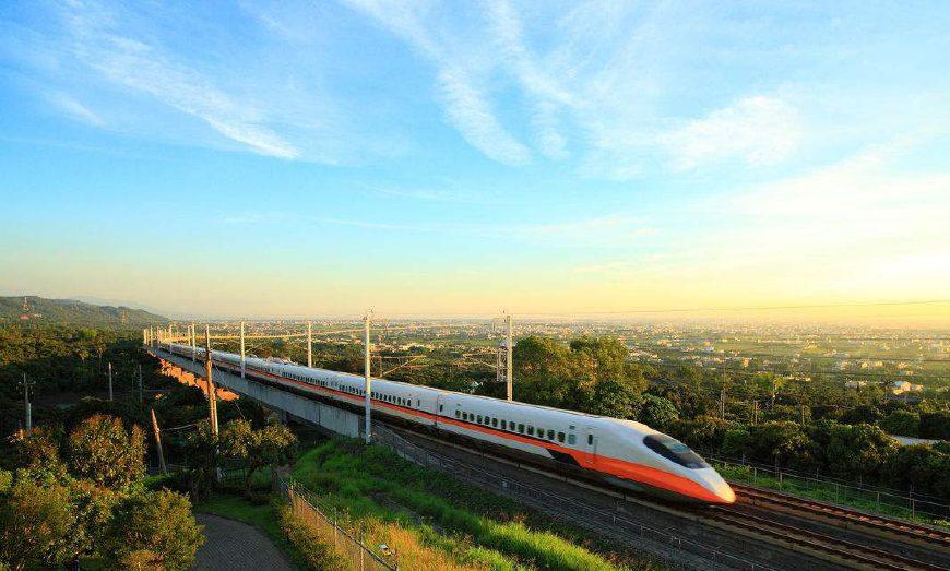 美国网站上有来自全球各国的网友):1,日本发明了高铁,他们的技术最