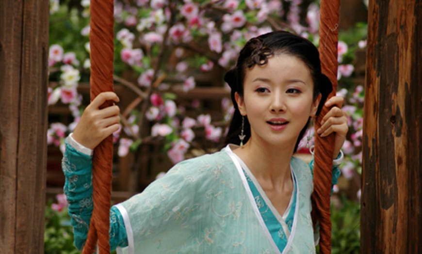 万绮雯饰演云萝公主,简直美得让人窒息有没有?