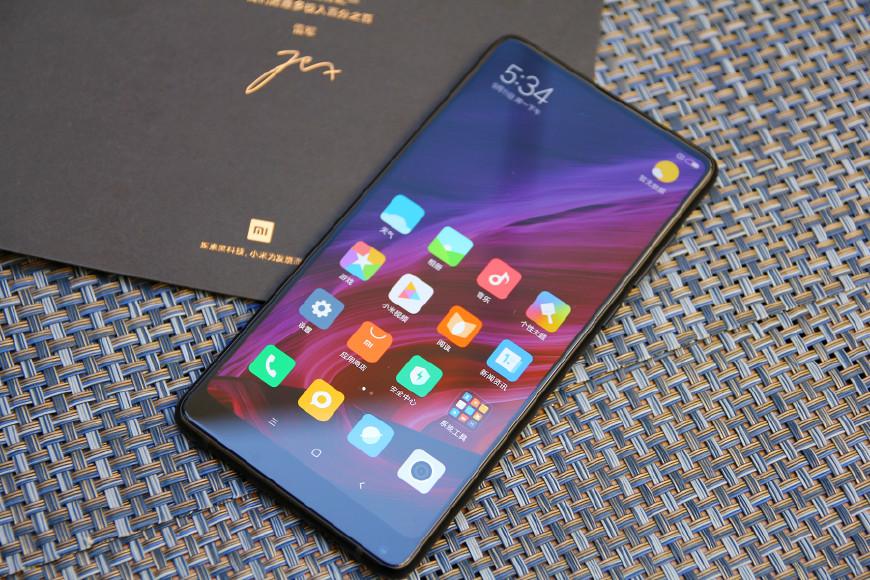 国产无边框全面屏手机即将来袭,看过整体配置你更喜欢谁