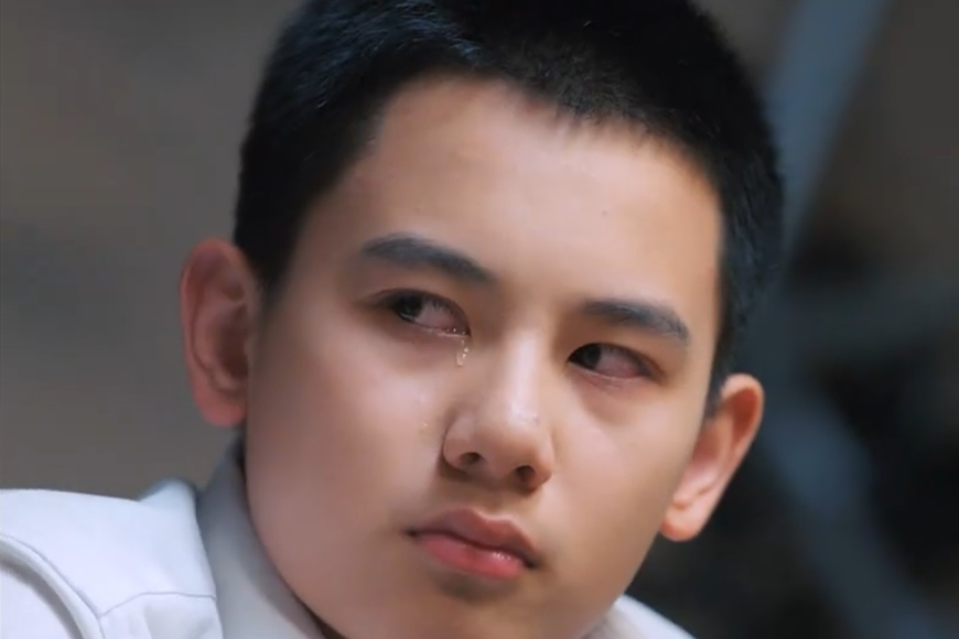 《老男孩》胡先煦哭戏到位堪比老戏骨,和刘烨日常互怼成亮点