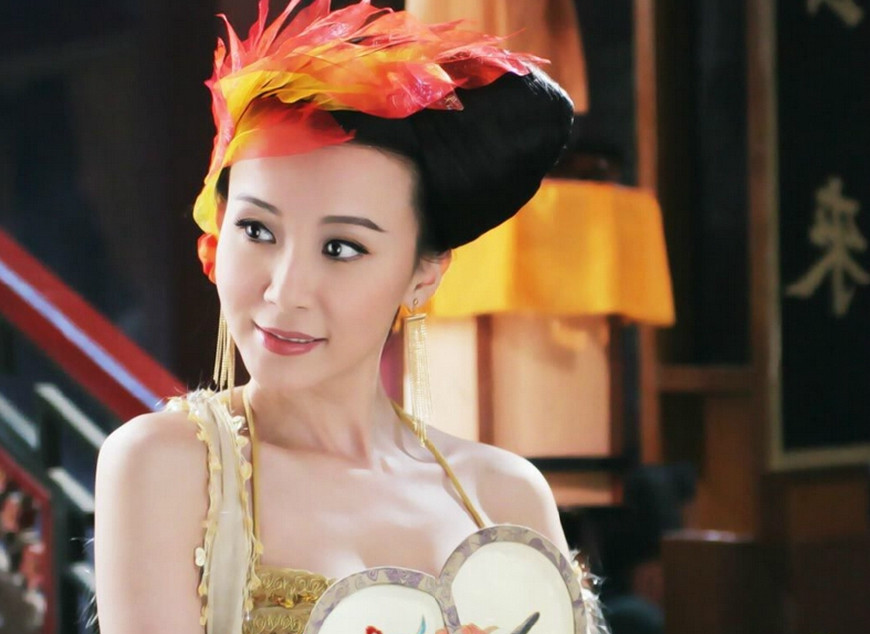 12年前的这部电视剧,从女主到女配个个美翻,男主却把人丑哭