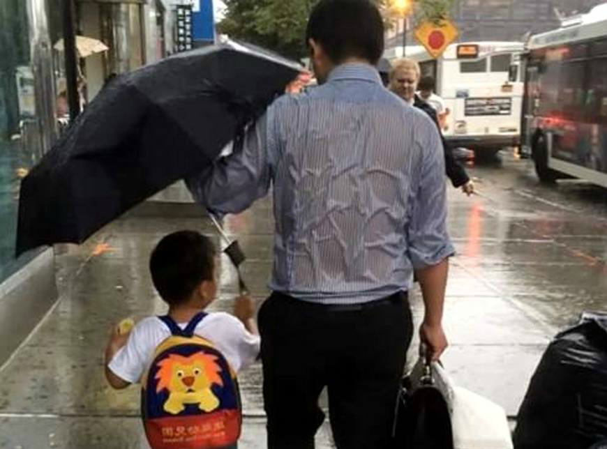 摄影师镜头下的7个泪目瞬间赤裸裸的人性个个触目心