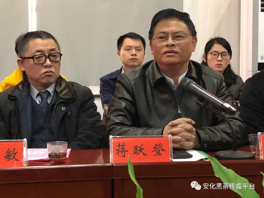 公安部消防局高级警官培训基地原主任谌再来发表讲话.