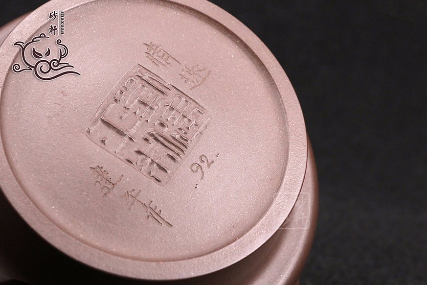 刘建平紫砂壶作品《情趣壶》欣赏