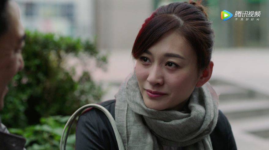 《美好生活》抛开剧情不说,42岁的李小冉简直白到发光!