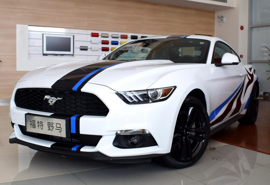 40万预算 奔驰c200l四驱与野马2.3t 你会选谁