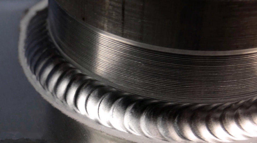 牛人将环氧树脂和木头融合,出来的成品价值翻了几百倍