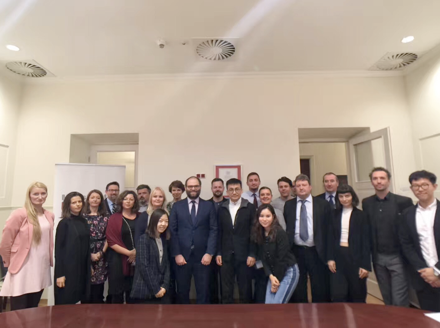 华谊兄弟实景娱乐2017年成绩斐然2018年五城