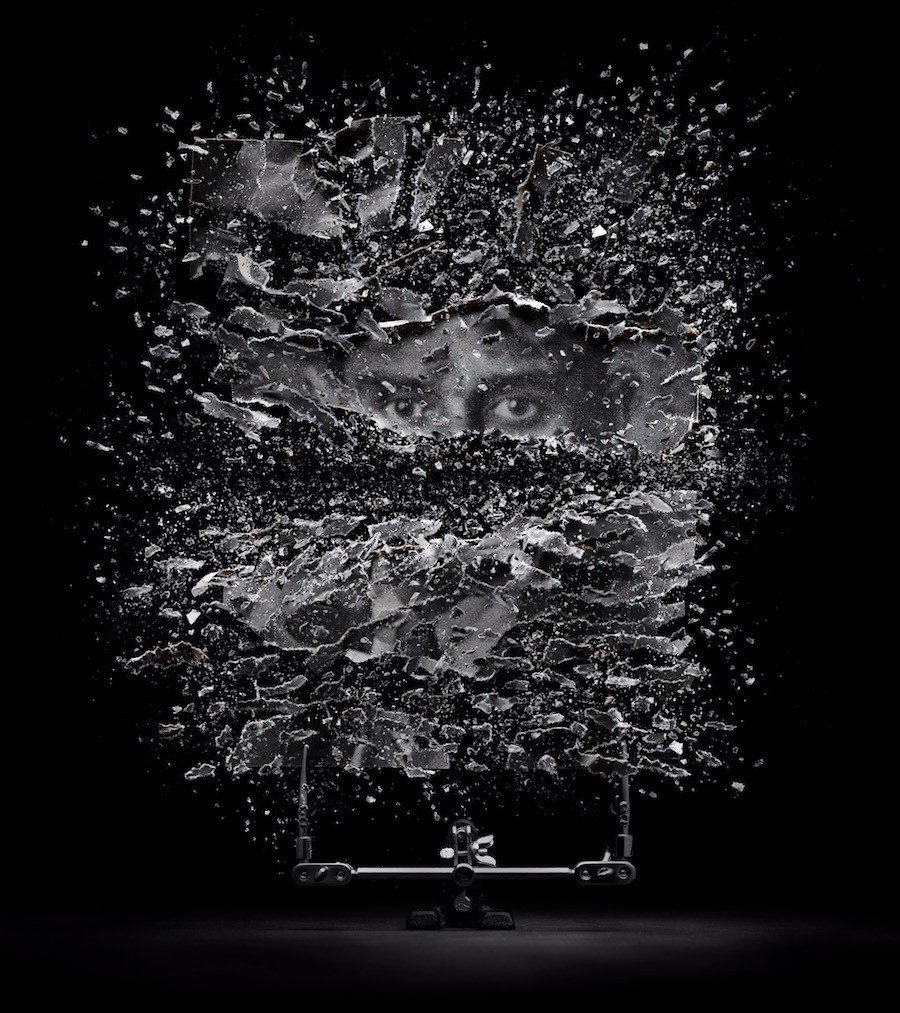 艺术家拍摄子弹穿透照片的瞬间,知道真相后网友给跪了!