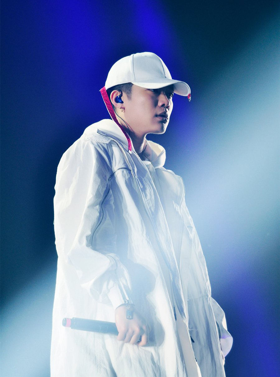 pgone身败名裂,gai一首《从头再来》道尽人间真情