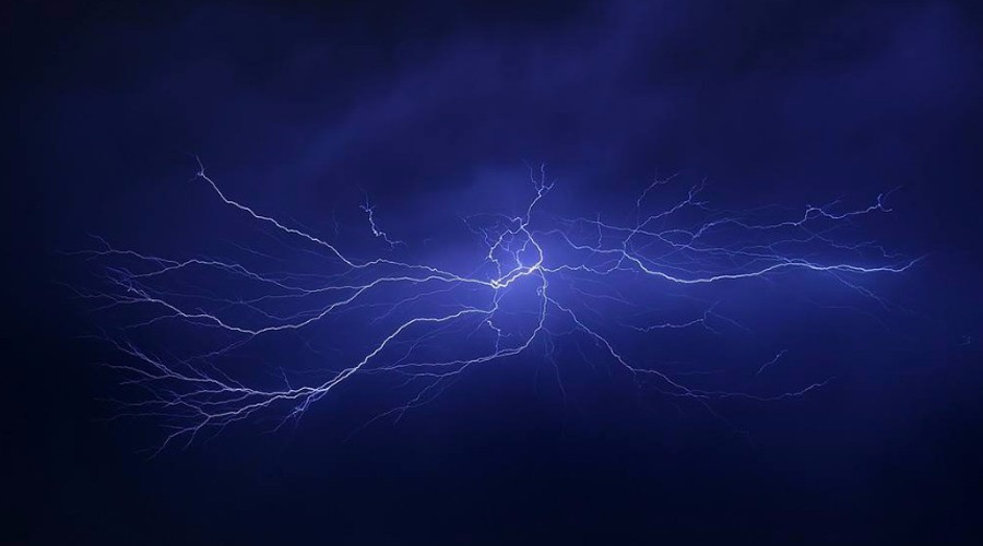 年报天雷滚滚背后隐藏着怎样的真相?