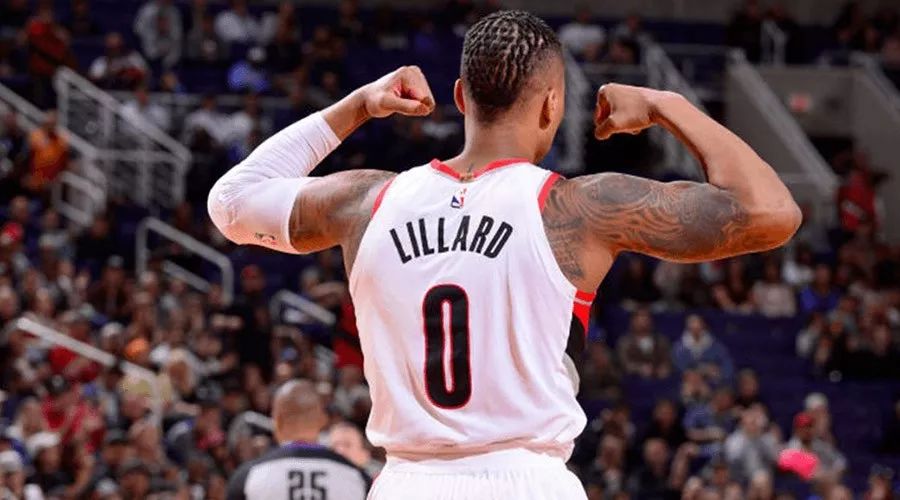 都是利拉德在职业生涯第六年,向一名真正的领袖迈进的重要标志