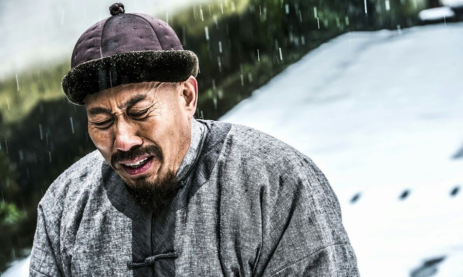 刘统勋,乾隆,讷亲这三个,但是同时也有一个很重要的一个人物,铁弓南