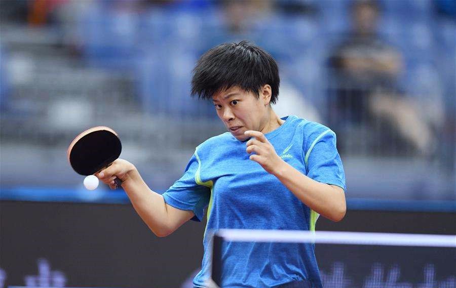 女乒三将进入半决赛,薛飞一人连胜两场永不言弃