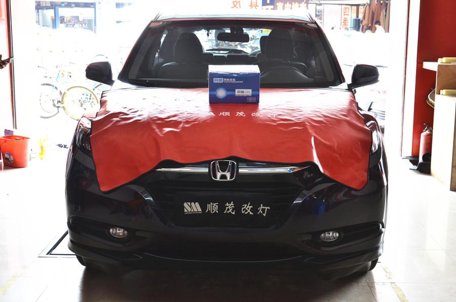 本田缤智改灯, 白色天使眼红色恶魔眼彻底颠覆了三观!