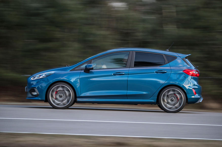 2018年福特嘉年华st的行驶体验最实惠的汽车之一