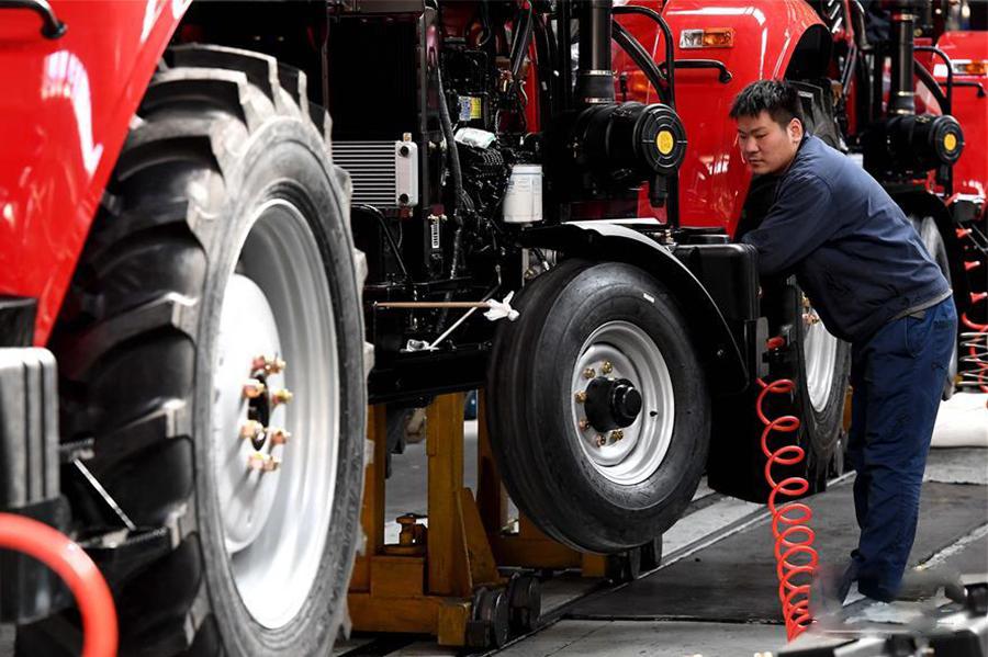 中国一拖让中国农机制造"提速换挡"|东方红|一拖|拖拉机_新浪新闻
