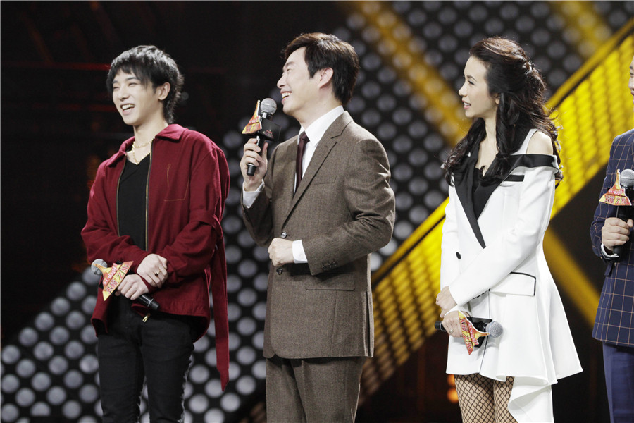 杨坤力邀"青花瓷"伴唱团 叶秉桓,刘相松有望总决赛