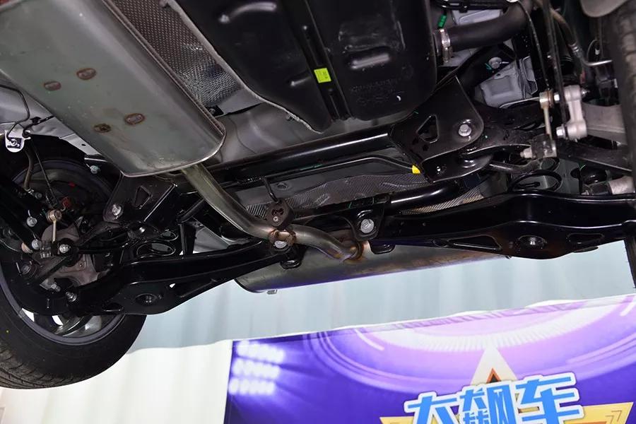 本以为瑞虎5x底盘是个"小路虎",实际情况怎么样?