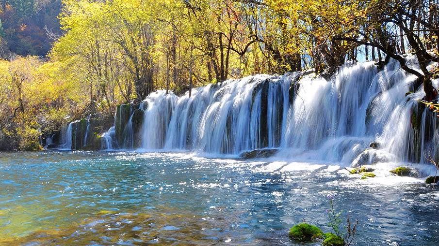 这里比九寨沟更加清静——牟尼沟