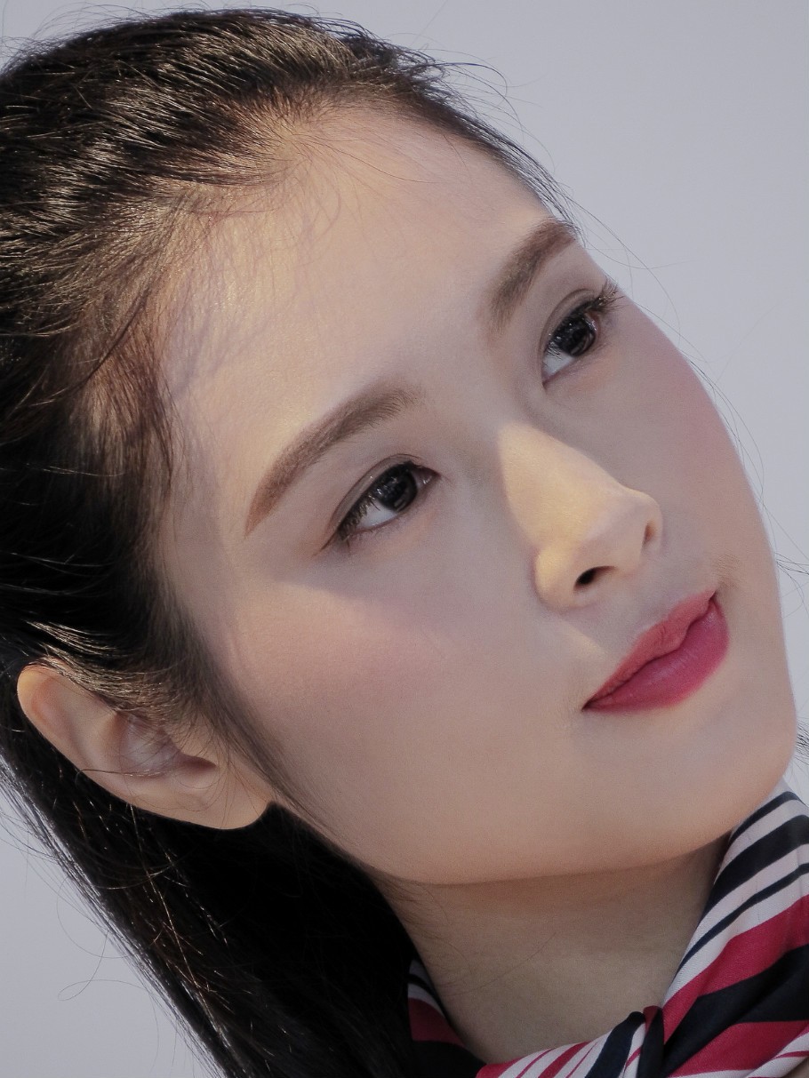 人像摄影:在广汽上班的漂亮妹子_新浪看点