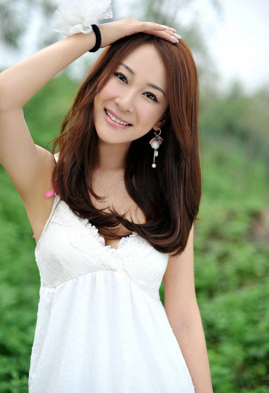 一位年轻女演员李艾佳因病于北京家中去世年仅36岁让人惋惜