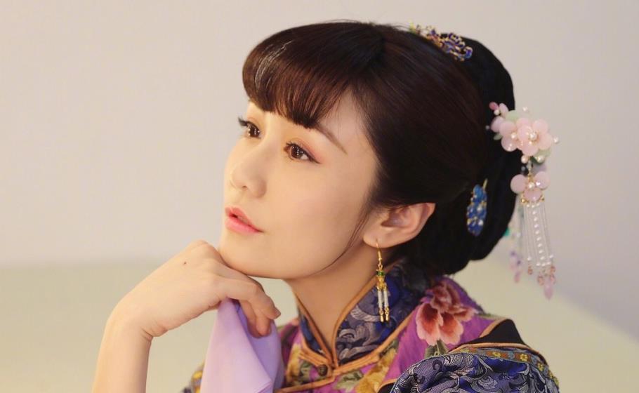 刘芸偷吃7岁儿子零食,气哭儿子,为赎罪发博称:要瘦十二斤?