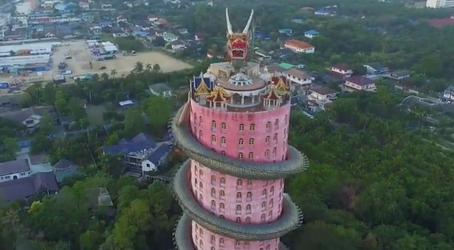 这座龙庙巨龙盘绕,来源至今是个谜,地图上没有它的标记|寺庙|泰国