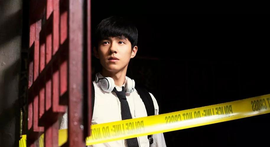 《唐人街探案2》强势发飙,《红海行动》奋起直追!