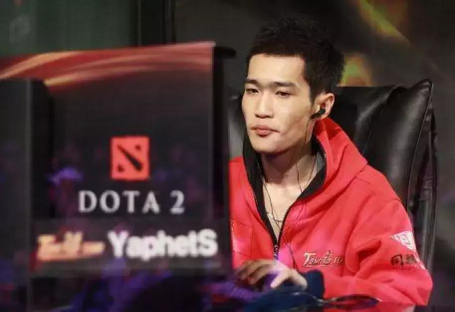 pis入驻yy后被逼转型, 深夜发文: 无法再信任你们!