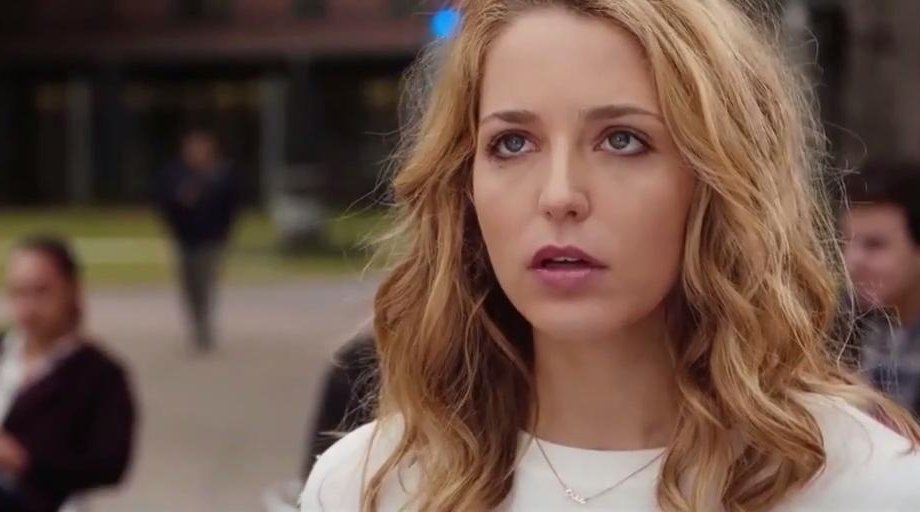 忌日快乐"放荡不羁"的女主tree,在死了16次后决定改变自己,她懂得了.