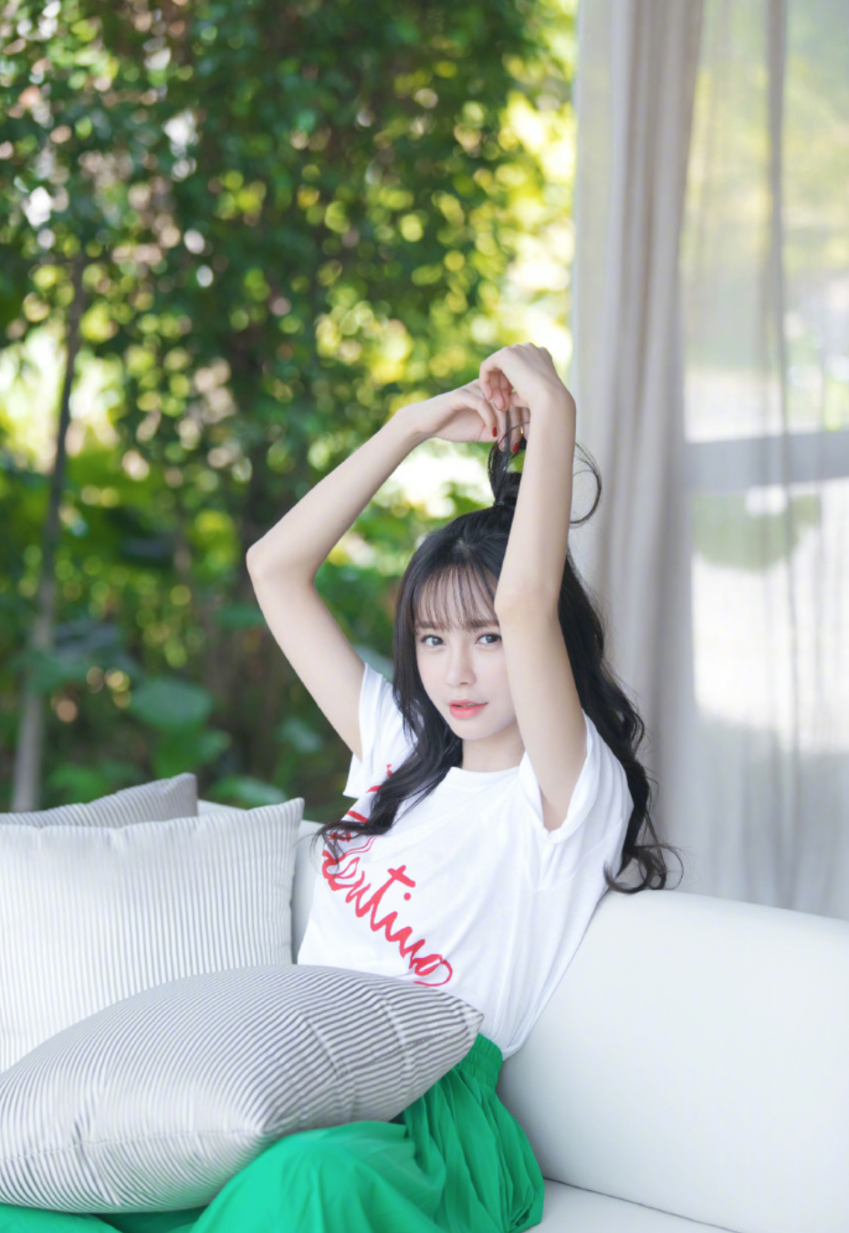 杜海涛娇妻晒美照,怎么吃都不发胖,怎么晒都不黑!