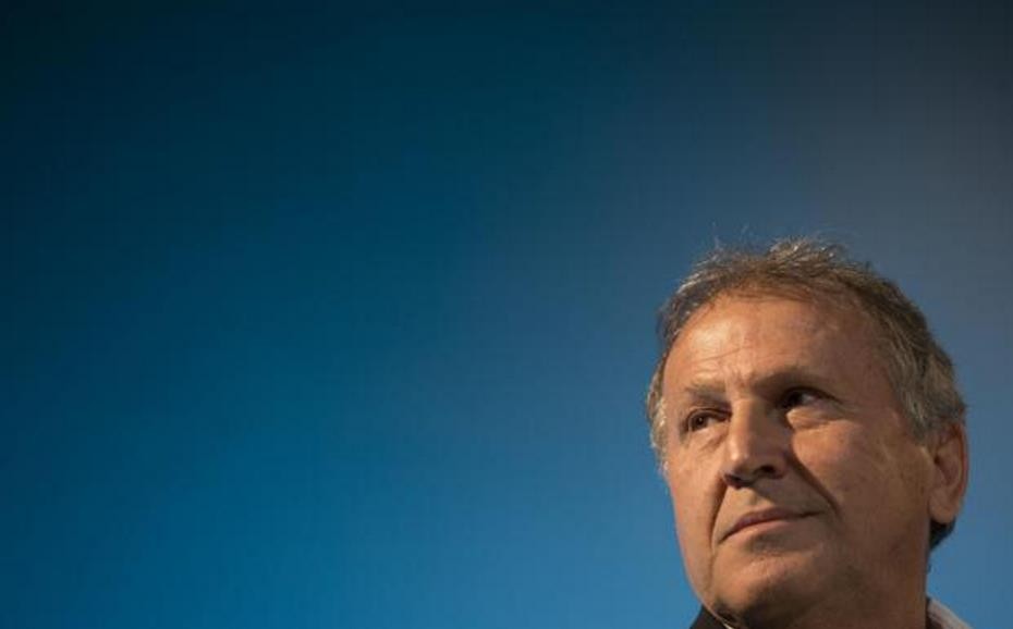 连万达主帅呼之欲出!传奇曾带日本队压国足夺