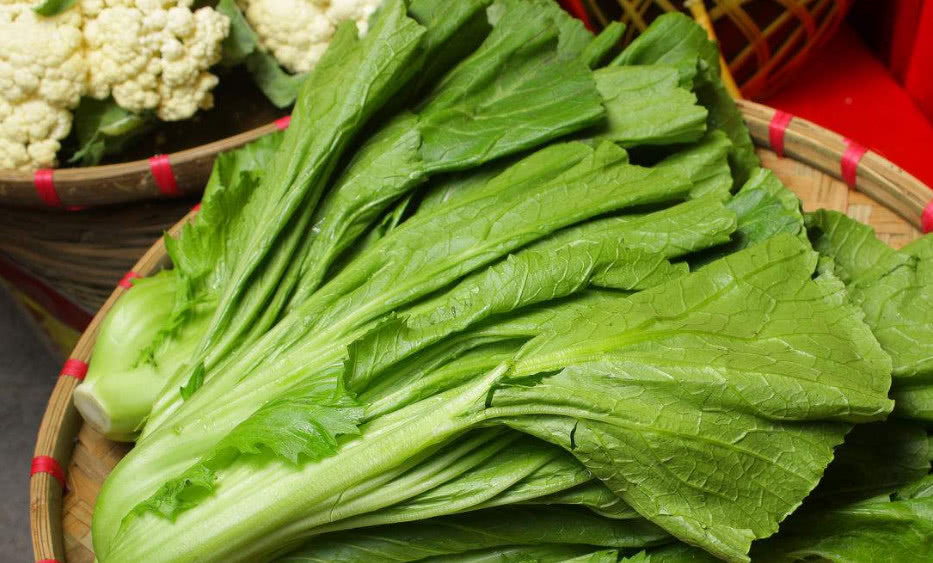 高血压的纯天然"降压菜",农村地里到处都是,对抗血压简单有效