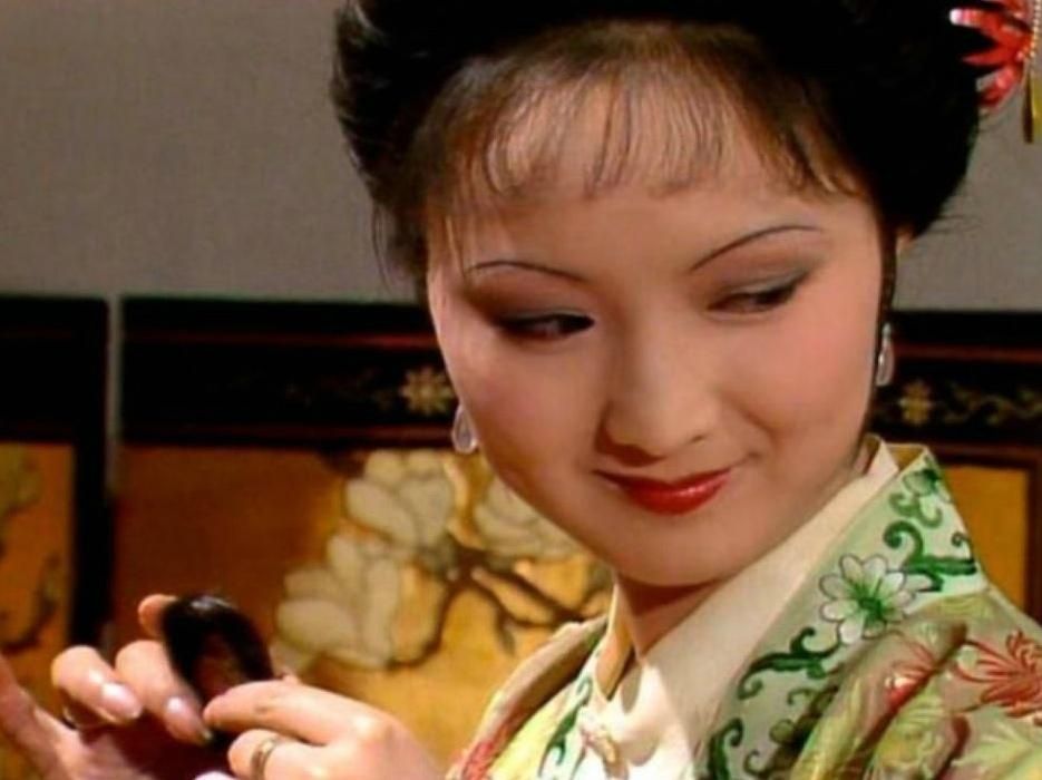 《红楼梦》里的平儿对贾琏有情分吗?