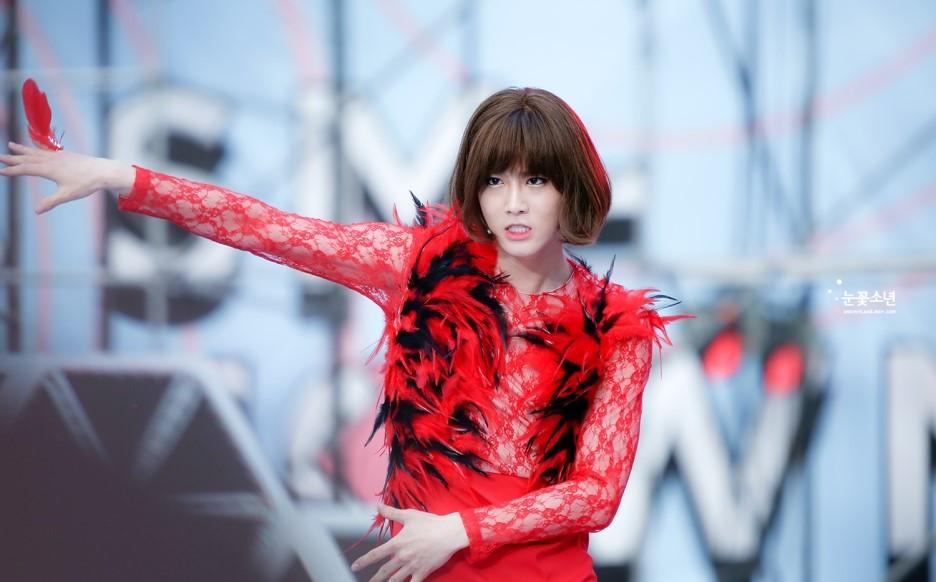 金俊勉,宋旻浩和金希澈的女装造型, 实力演绎男生也可以貌美如花