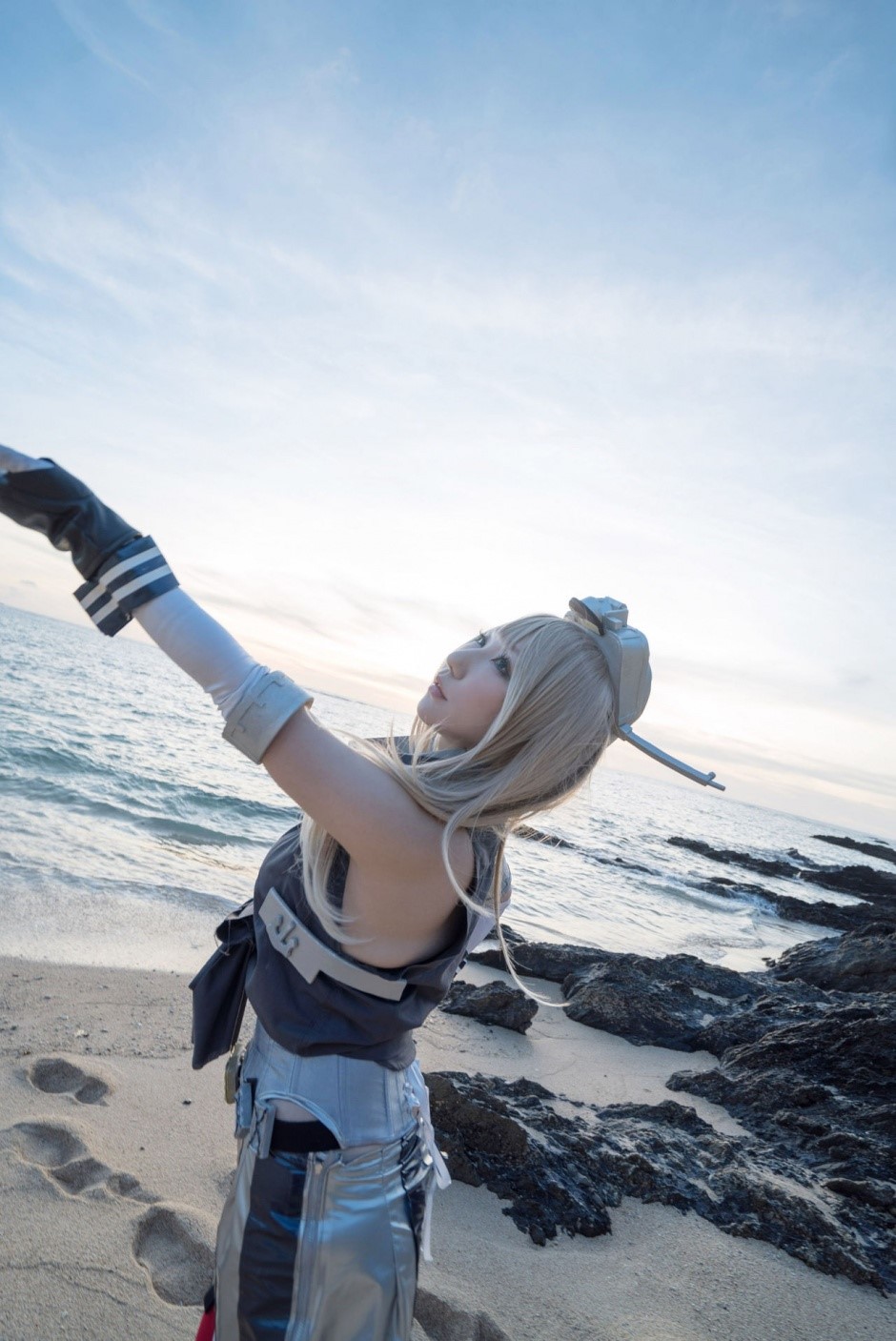 岛国小姐姐cos舰娘衣阿华