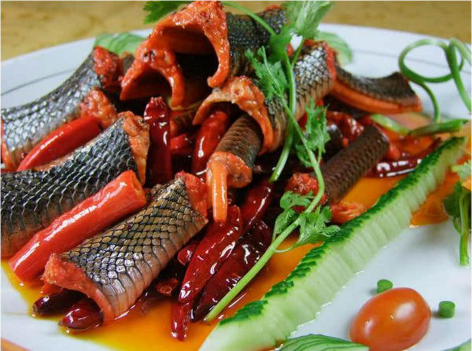 岳阳姜辣蛇:湘菜中最辣的菜,挑战你的味蕾,就问你怕不怕?