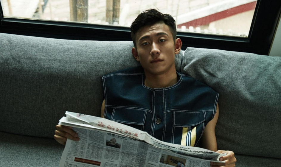 张一山现场演示"葛优瘫"