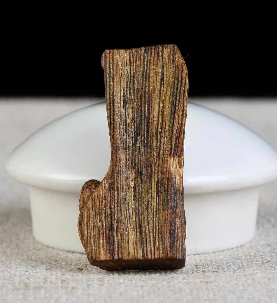 奇楠的鉴定方法,没有比这更全的了!|奇楠|油脂|颜色_新浪新闻